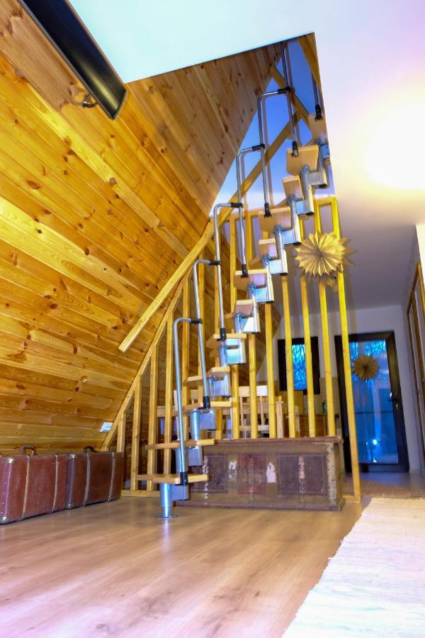Artarica Villa Calugarenii  Екстериор снимка
